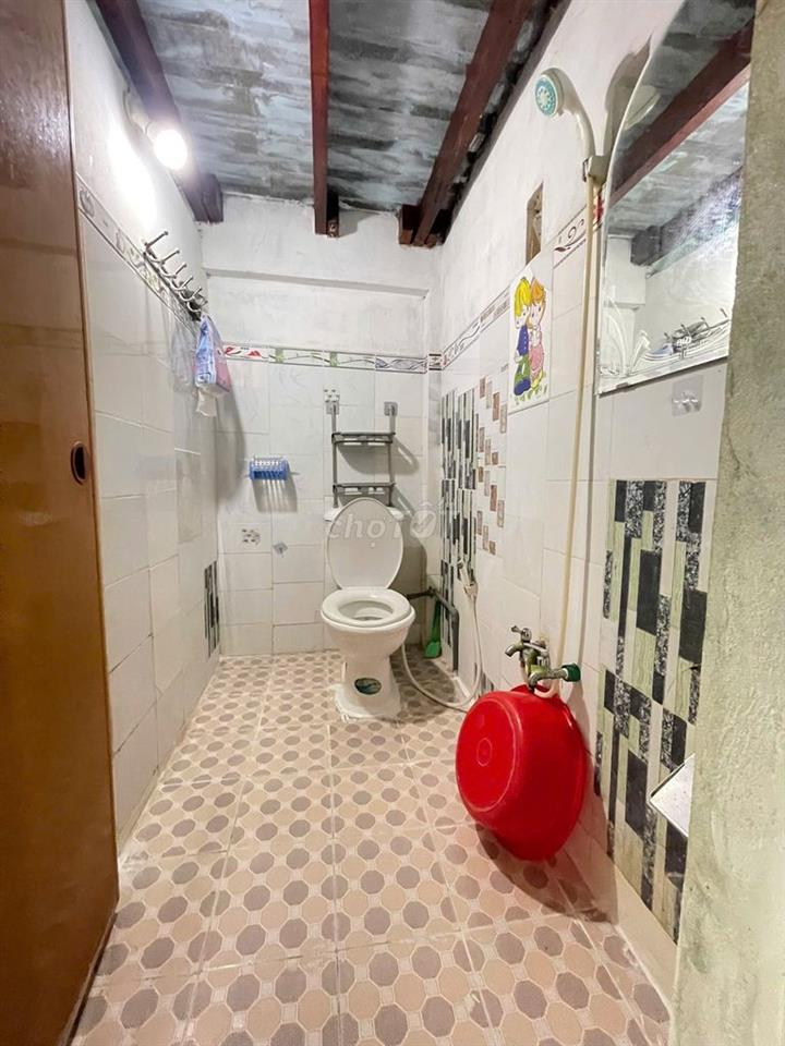 Phòng trọ giá rẻ đối diện hẻm 51