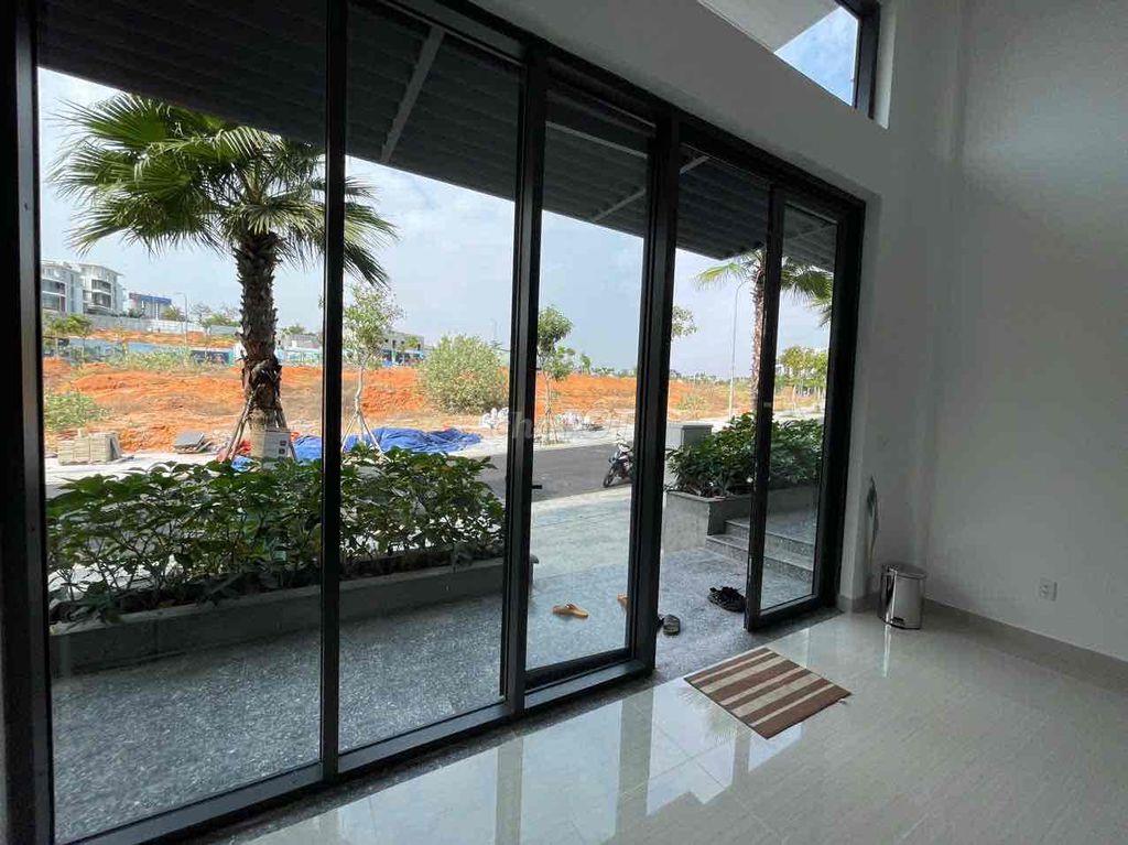 Bán gấp nhà phố MŨI NÉ