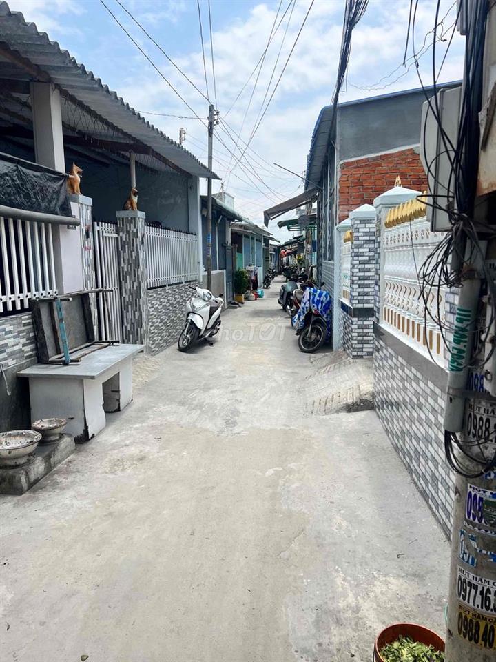 nhà 2 mặt hẻm trung tâm Phan Thiết