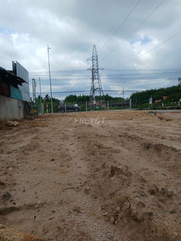 CHÍNH CHỦ CẦN BÁN MIẾNG ĐẤT MẶT TIỀN ĐẸP [ XÃ ĐỨC LINH ]