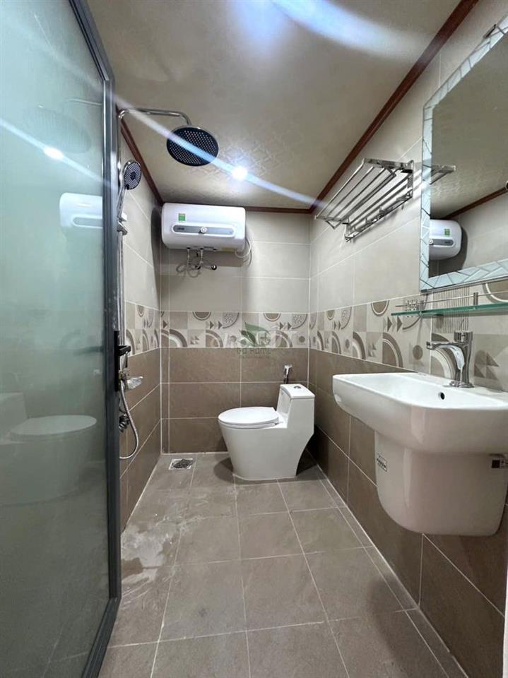 CHO THUÊ NHÀ NGUYÊN CĂN 1 TRỆT 2 LẦU ĐƯỜNG NGUYỄN TRUNG TRỰC PHƯỜNG 4
