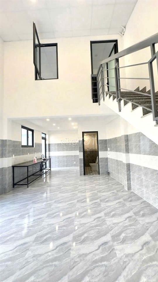 CHO THUÊ NHÀ NGUYÊN CĂN 1 PHÒNG NGỦ 1 GÁC CÓ SÂN RỘNG ĐƯỜNGTỰ PHƯỚC