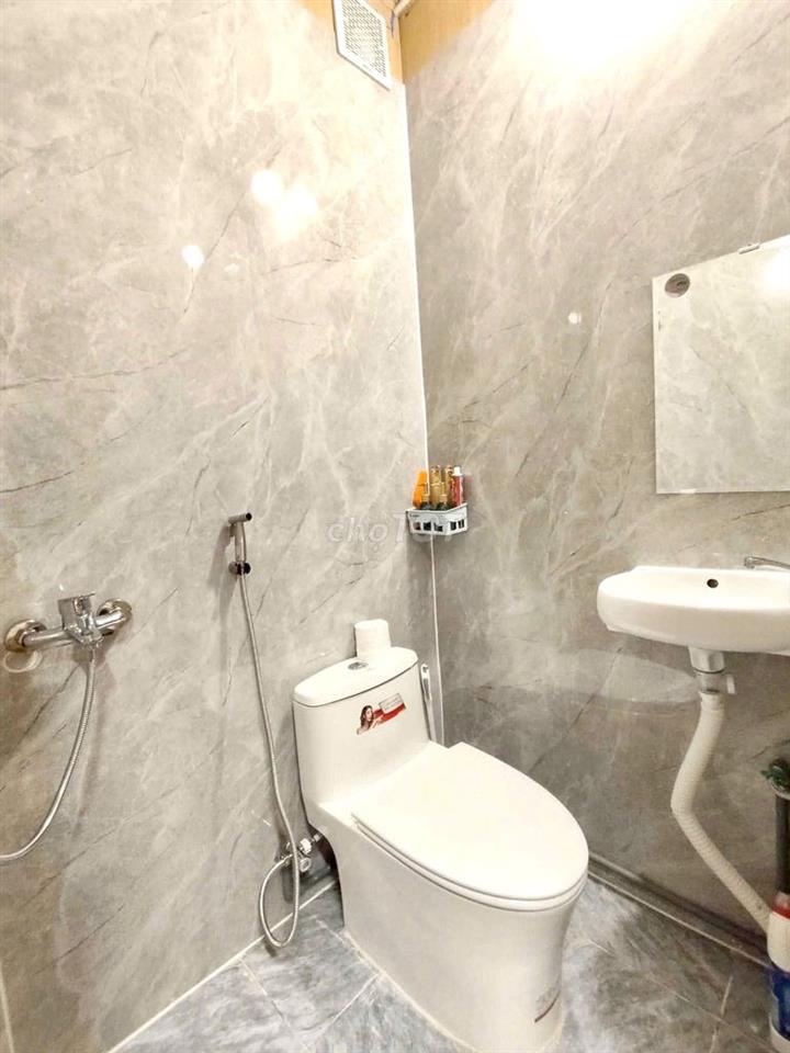 CHO THUÊ NHÀ Ở KINH DOANH 3 PHÒNG NGỦ ĐƯỜNG HÙNG VƯƠNG FULL NỘI THẤT