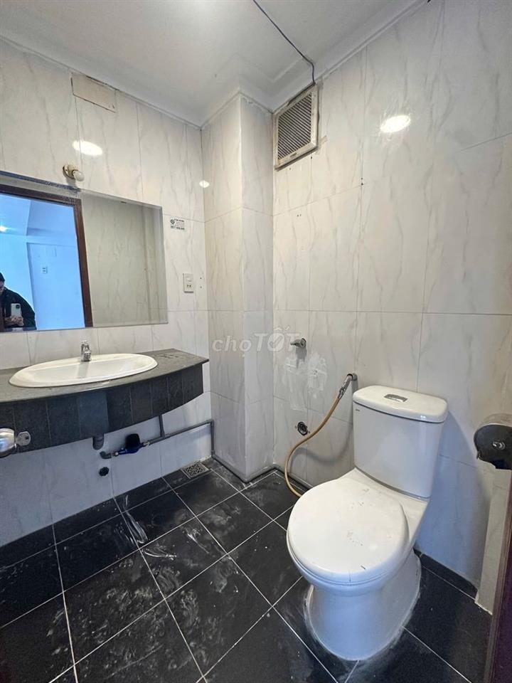 CHO THUÊ MẶT BẰNG KINH DOANH 65m2 2 MẶT TIỀN PHƯỜNG 4