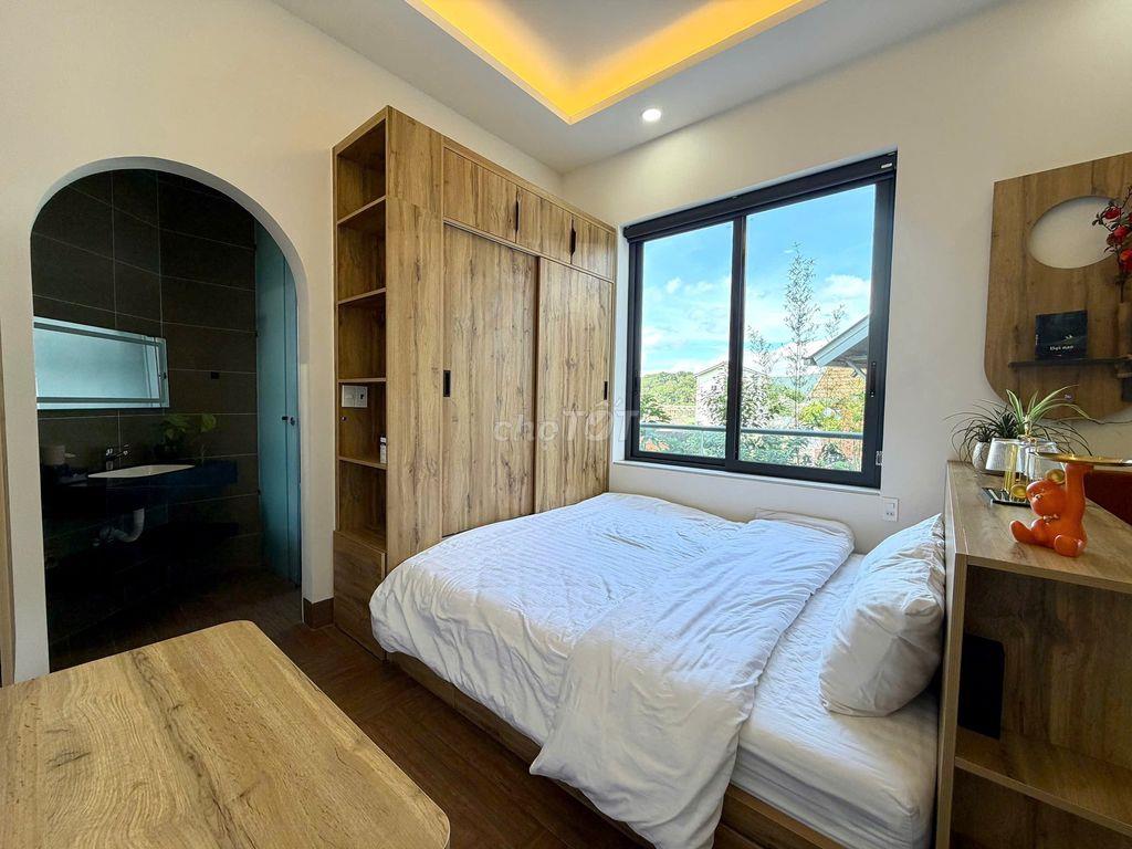 CHO THUÊ CĂN HỘ STUDIO CÓ BAN CÔNG VIEW ĐẸP FULL NỘI THẤT PHƯỜNG 6