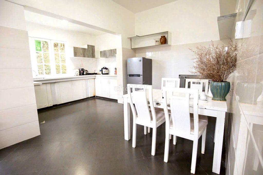 CHO THUÊ VILLA 6 PHÒNG NGỦ CÓ SÂN RỘNG PHƯỜNG 3