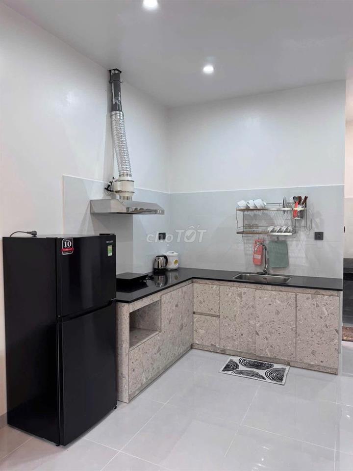 CHO THUÊ CĂN HỘ STUDIO FULL NỘI THẤT CÓ BAN CÔNG ĐƯỜNG PHAN CHU TRINH