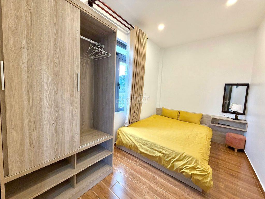 CHO THUÊ CĂN HỘ SÂN VƯỜN 2 PHÒNG NGỦ GIÁ 7,5 TRIỆU/THÁNG BAO ĐIỆN NƯỚC