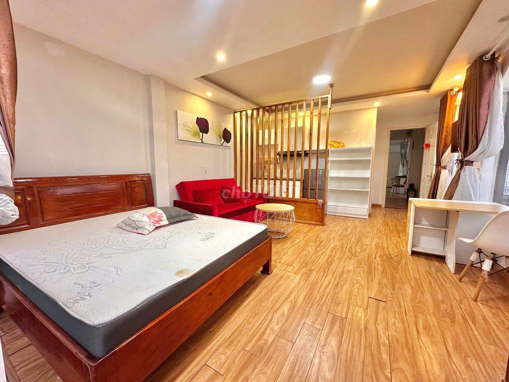 CHO THUÊ CĂN HỘ STUDIO ĐƯỜNG HOÀNG DIỆU BAN CÔNG THOÁNG FULL NỘI THẤT