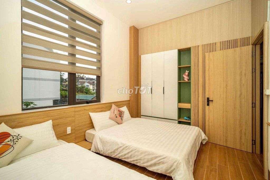 Cho Thuê Căn Hộ Cao Cấp 3 Phòng Ngủ Full Nội Thất Có Phòng Xông Hơi