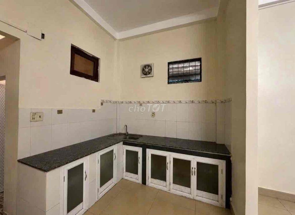 CẦN CHO THUÊ NHÀ ĐƯỜNG THÔNG THIÊN HỌC