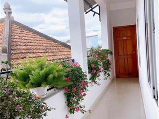 CẦN CHO THUÊ KHÁCH SẠN ĐƯỜNG ĐOÀN THỊ ĐIỂM