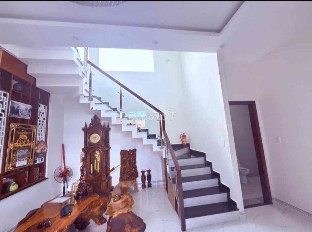 CẦN CHO THUÊ VILLA ĐƯỜNG PHƯỚC THÀNH