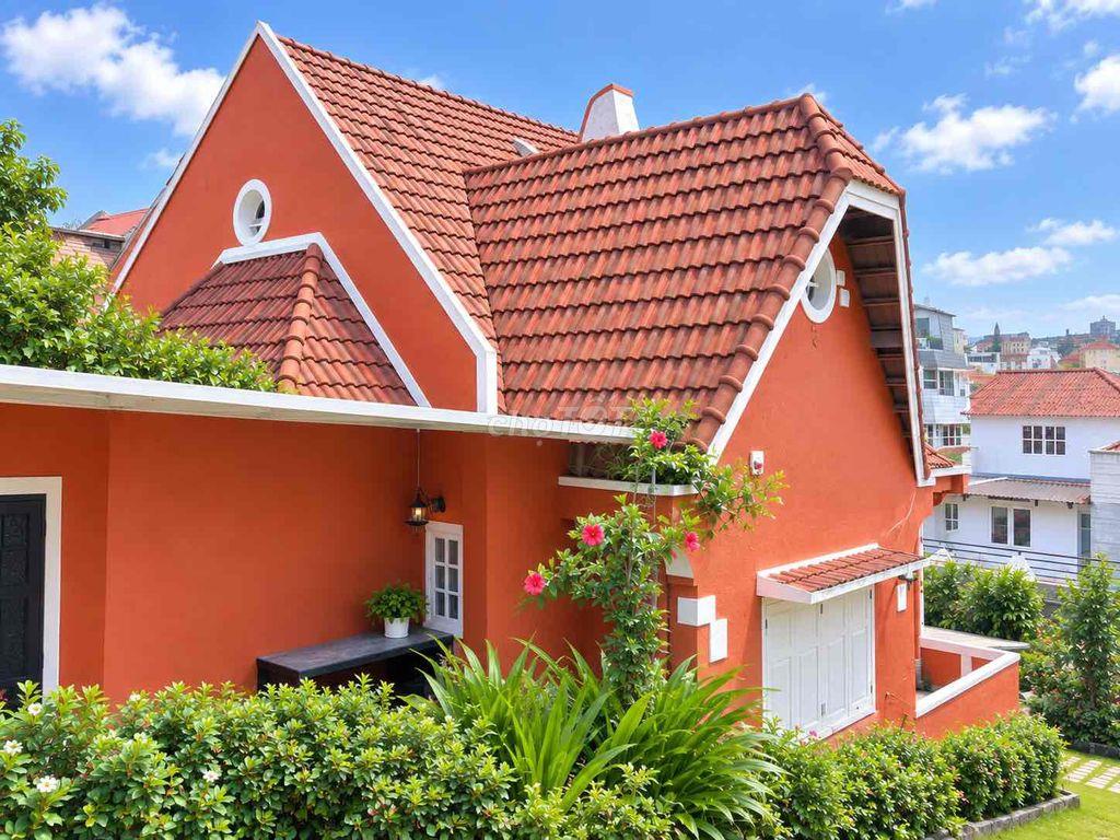 CẦN CHO THUÊ CĂN VILLA CỔ ĐƯỜNG TRẦN PHÚ