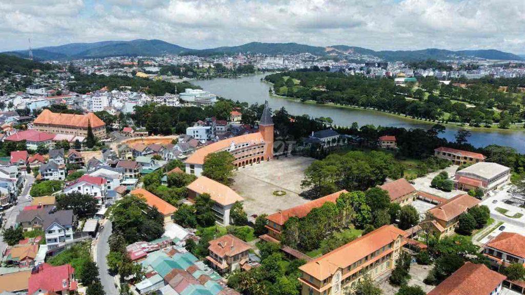 🏡Hạ 10 Tỷ Nhà 2 Mặt Tiền Yersin  400M - Cách Hồ Xuân Hương 500M