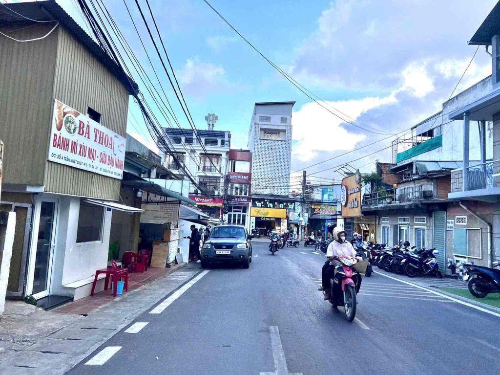 🏡 NHÀ PHỐ KINH DOANH SẦM UẤT MẶT TIỀN ĐƯỜNG TRẦN NHẬT DUẬT ĐÀ LẠT