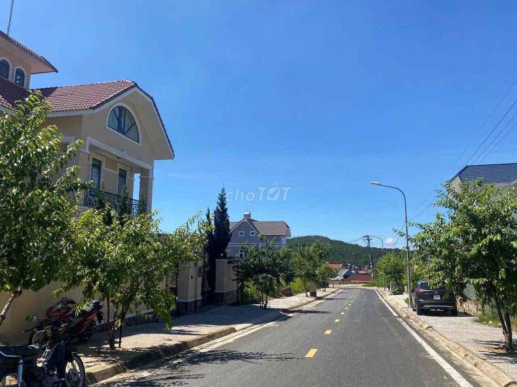 Villa Kinh Doanh Cao Cấp Thu Nhập Tốt - Khu View Quá Đẹp