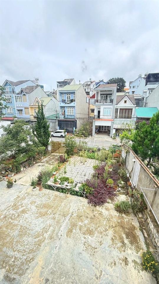 Bán Villa sân vườn tại Đà Lạt - Chính chủ (Có thương lượng)