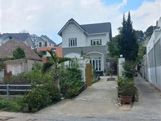 Bán Villa sân vườn tại Đà Lạt - Chính chủ (Có thương lượng)
