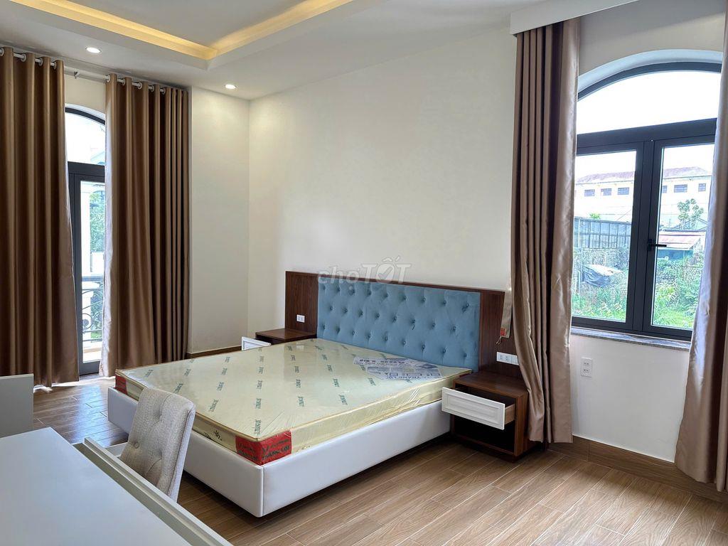 BÁN BIỆT THỰ KIẾN TRÚC CỔ ĐIỂN  272 M2 KHU ROYAL - VILLA MĂNGLIN P7