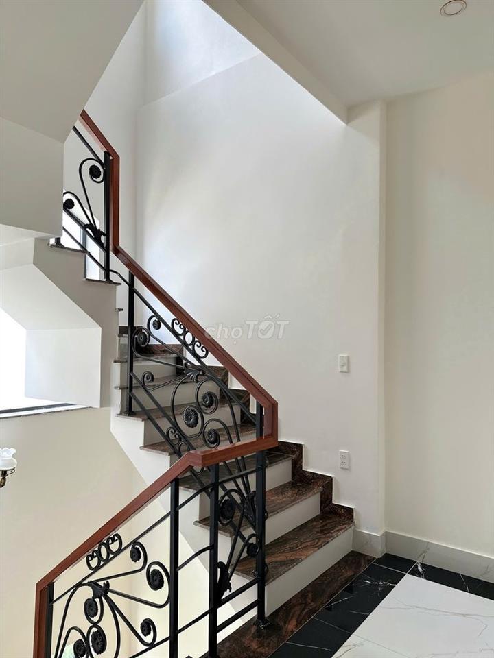 BÁN BIỆT THỰ KIẾN TRÚC CỔ ĐIỂN  272 M2 KHU ROYAL - VILLA MĂNGLIN P7