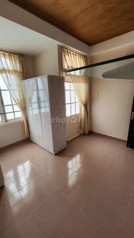 -Bán nhà hẻm sau lưng bánh mì Bon Bon góc Phan Đình Phùng Nguyễn Lương