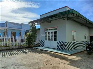 Nhà rộng thoáng an ninh ngay khu dân cư