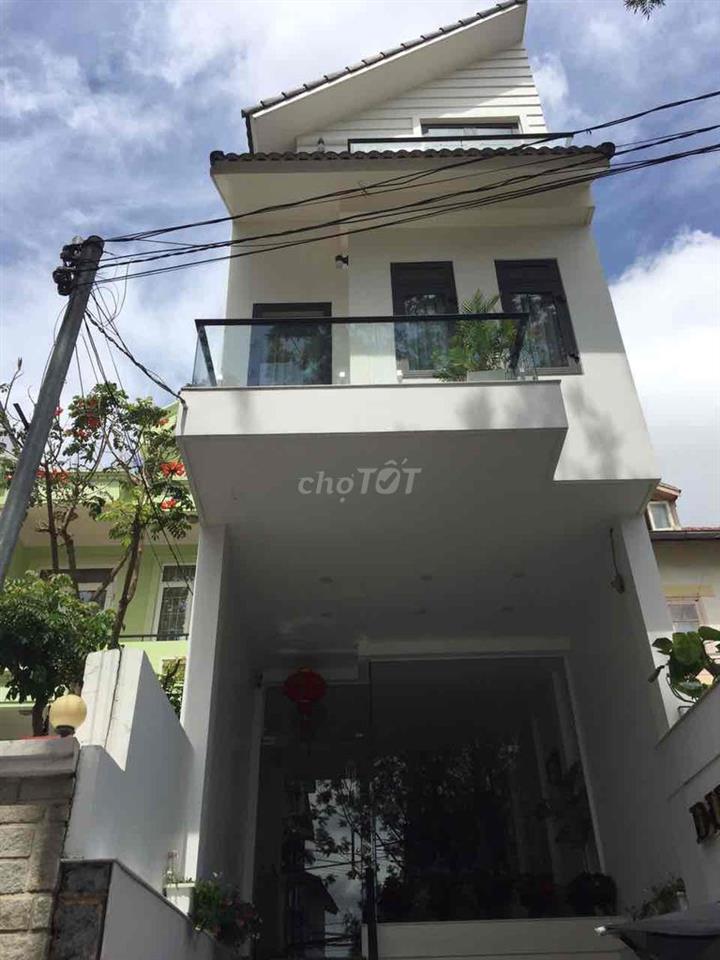 bán ks trung tâm