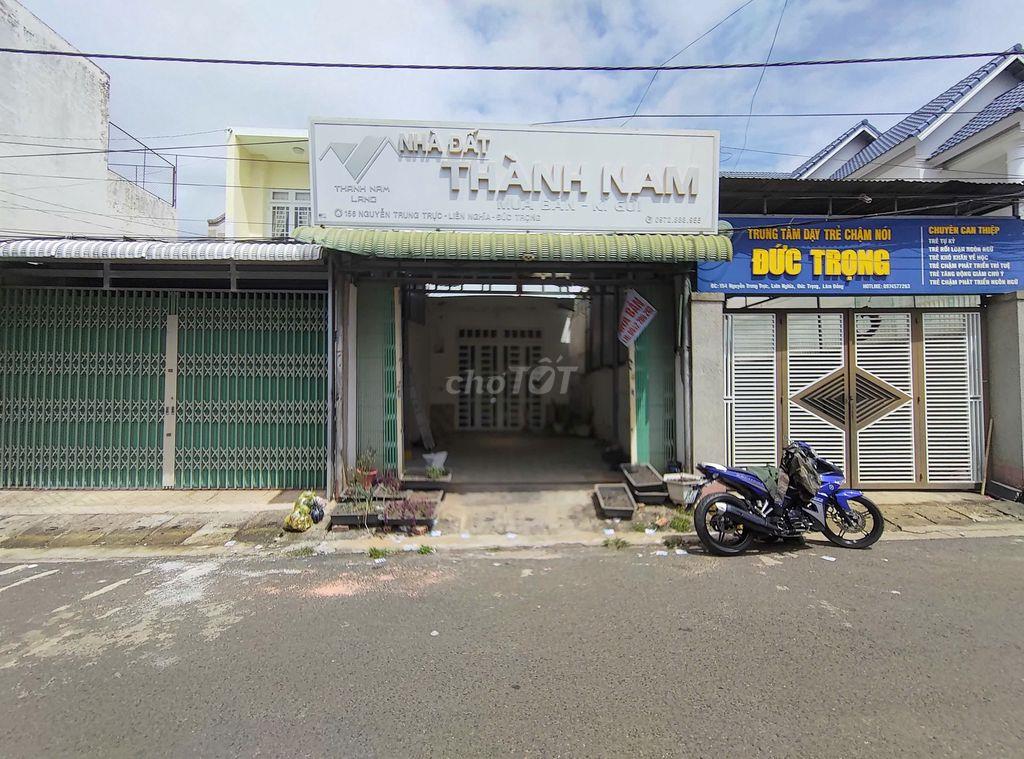 BÁN NHÀ MẶT TIỀN THỊ TRẤN LIÊN NGHĨA KHU HÀNH CHÍNH MỚI XÃ ĐỨC TRỌNG