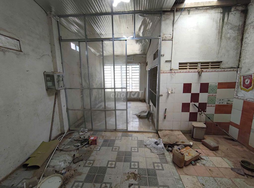 BÁN NHÀ MẶT TIỀN THỊ TRẤN LIÊN NGHĨA KHU HÀNH CHÍNH MỚI XÃ ĐỨC TRỌNG