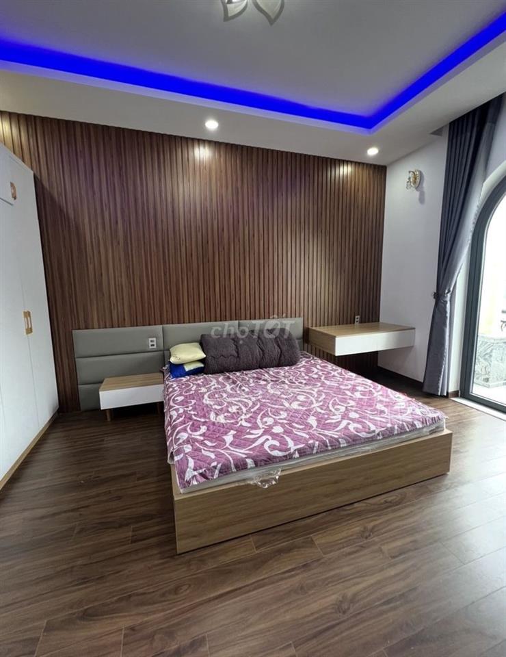 bán 2 căn liền kề khu villa đẹp tại Đà lạt