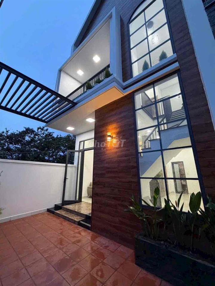 Chính chủ gửi bán nhà mới xây 2 mặt tiền ( đã hoàn công) 🏠🏠   📍Ngay tr
