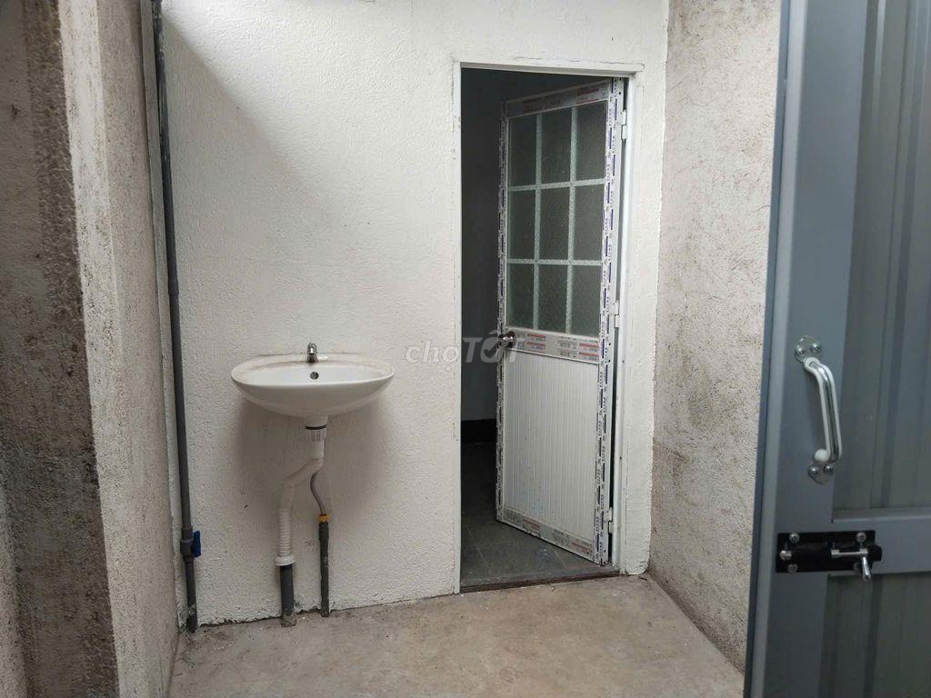 Cho thê nhà nguyên căn 90m2 đường Lê Thánh Tôn - Liên Nghĩa