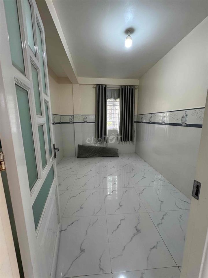 CHO THUÊ NHÀ NGUYÊN CĂN 3PN 3WC RỘNG 278m2 CÁCH QL20 3KM