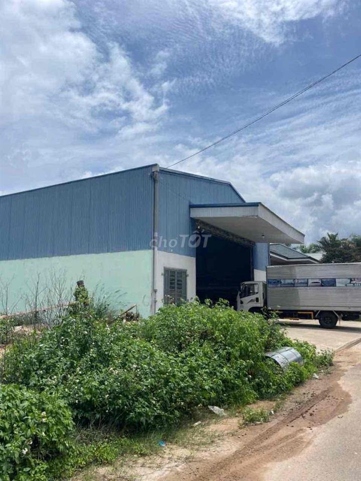 bán nhà kho 480m2 ngay QL20 Đức Trọng