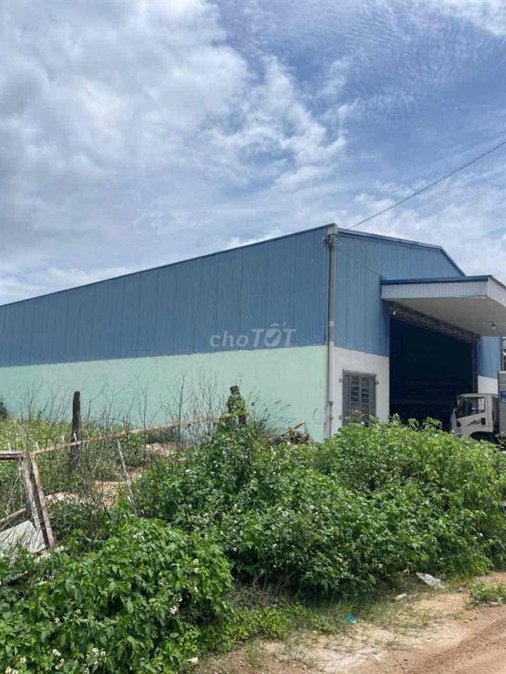 bán nhà kho 480m2 ngay QL20 Đức Trọng