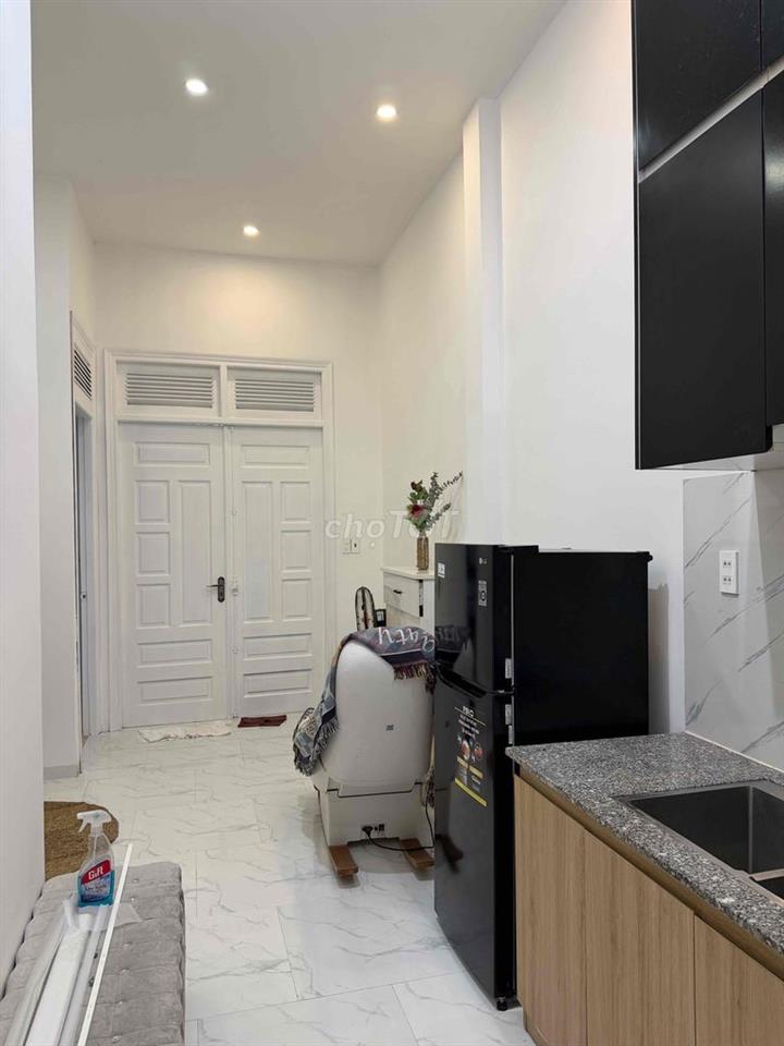 Phòng trọ 2 pn, wc, bếp, khách đường Gio An