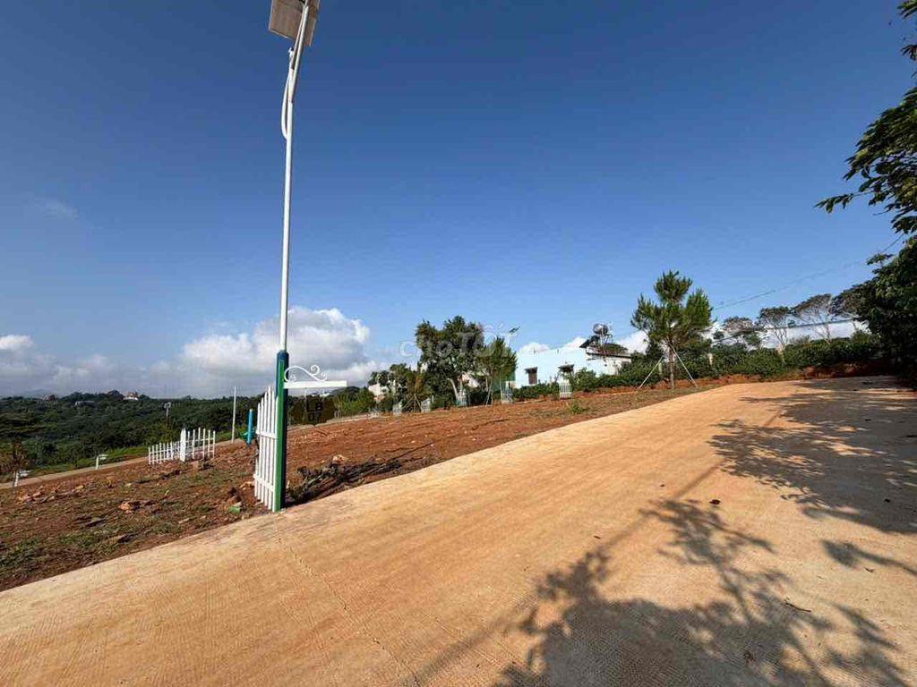 Đất View Săn Mây Nằm Giữa Khu Dân Cư Tại NAM BAN