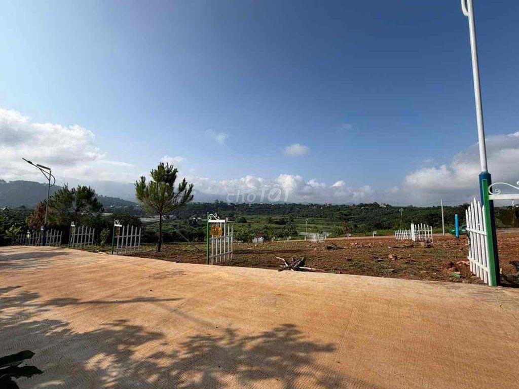 Đất View Săn Mây Nằm Giữa Khu Dân Cư Tại NAM BAN