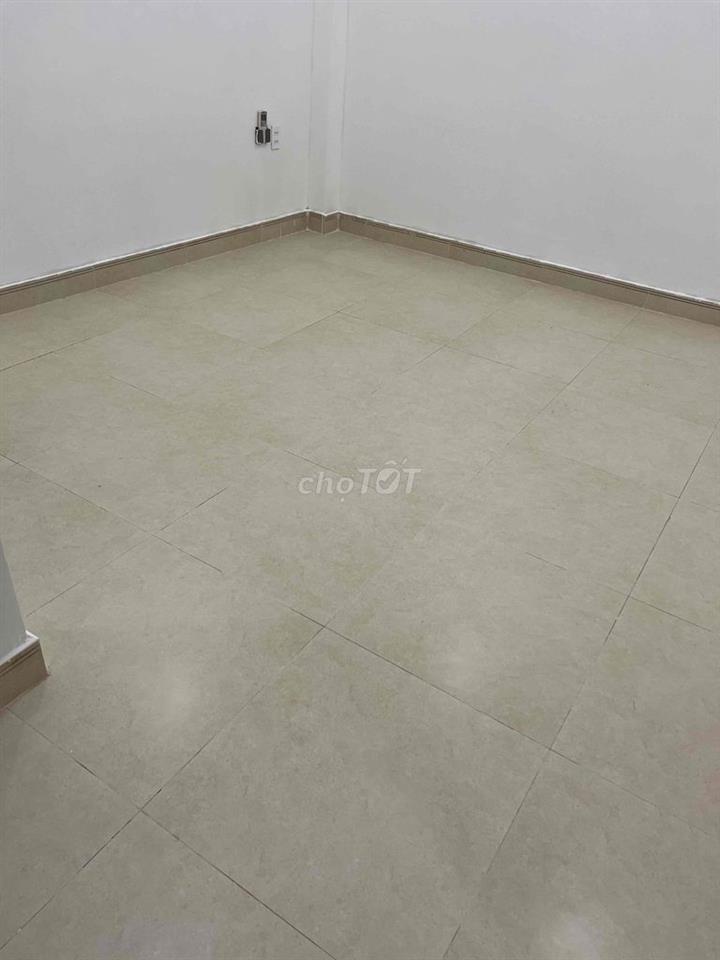 phòng trọ trong nhà nguyên căn đường số 1