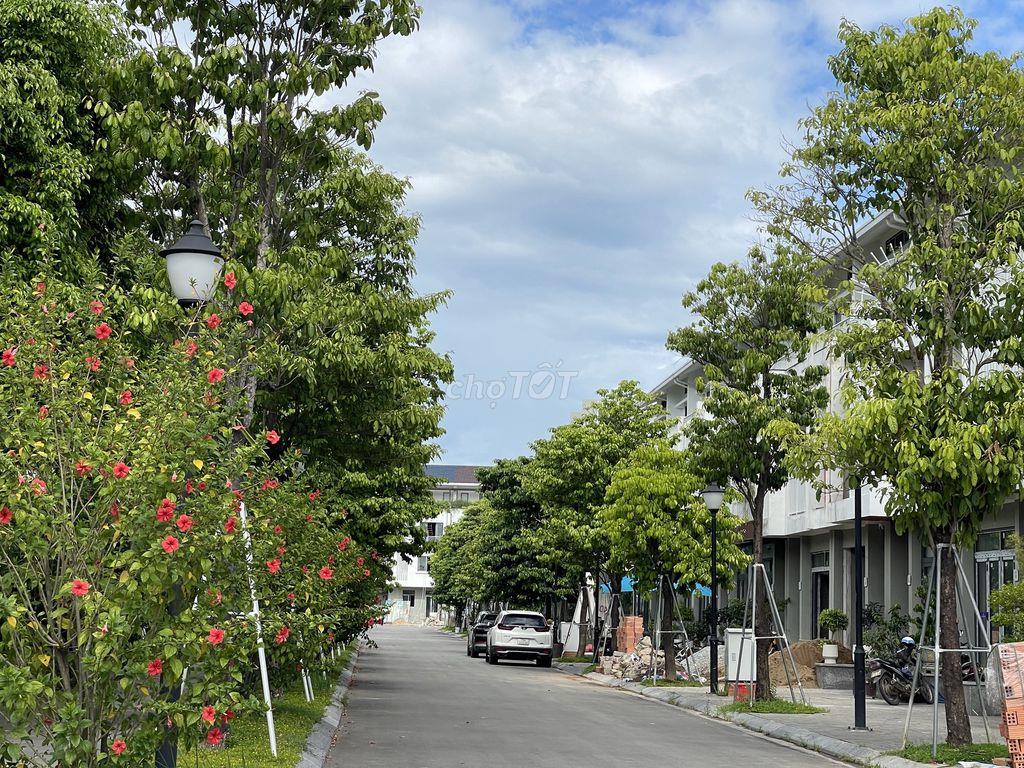 🔥 𝐍𝐇𝐀̀ 3 tầng 80m2 ngay trung tâm Huế -