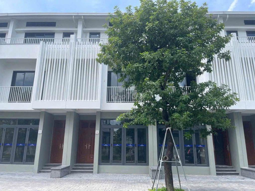 Nhà phố 3 tầng ngay tại trung tâm thành phố Huế