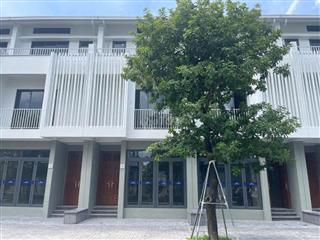 Nhà phố 3 tầng ngay tại trung tâm thành phố Huế