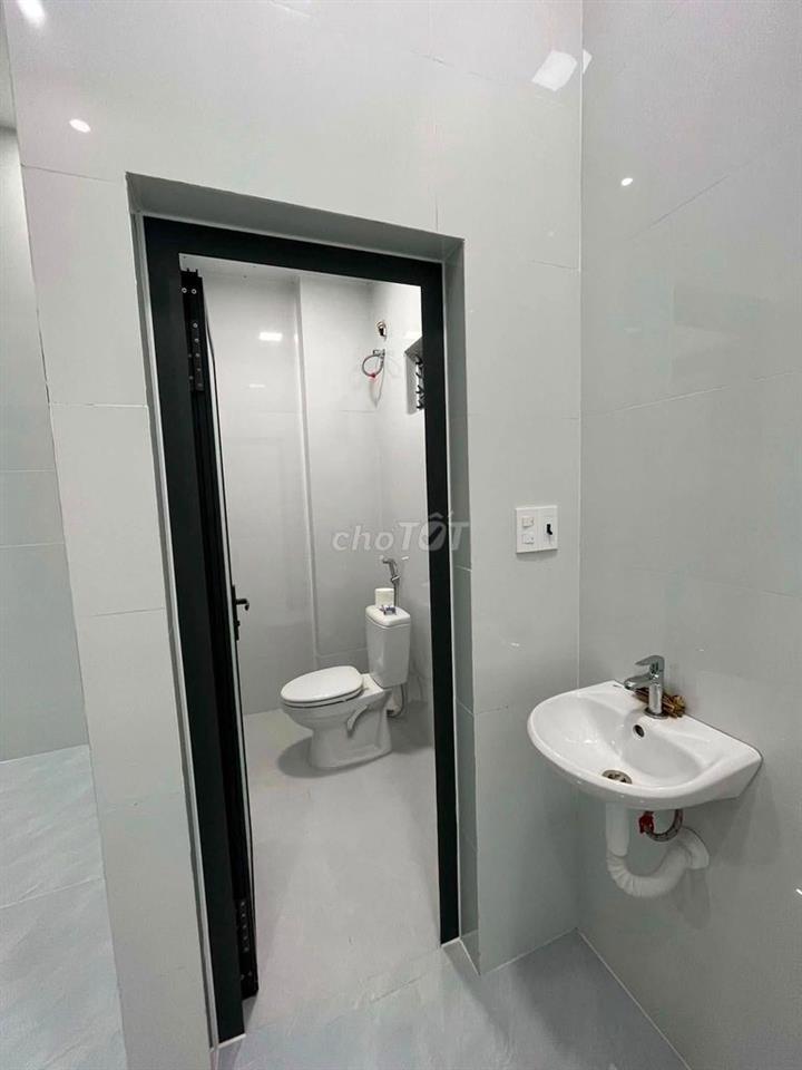 CHO THUÊ MẶT BẰNG TẦNG 1 KHU KIỂM HUỆ, GẦN TRƯỜNG CHINH