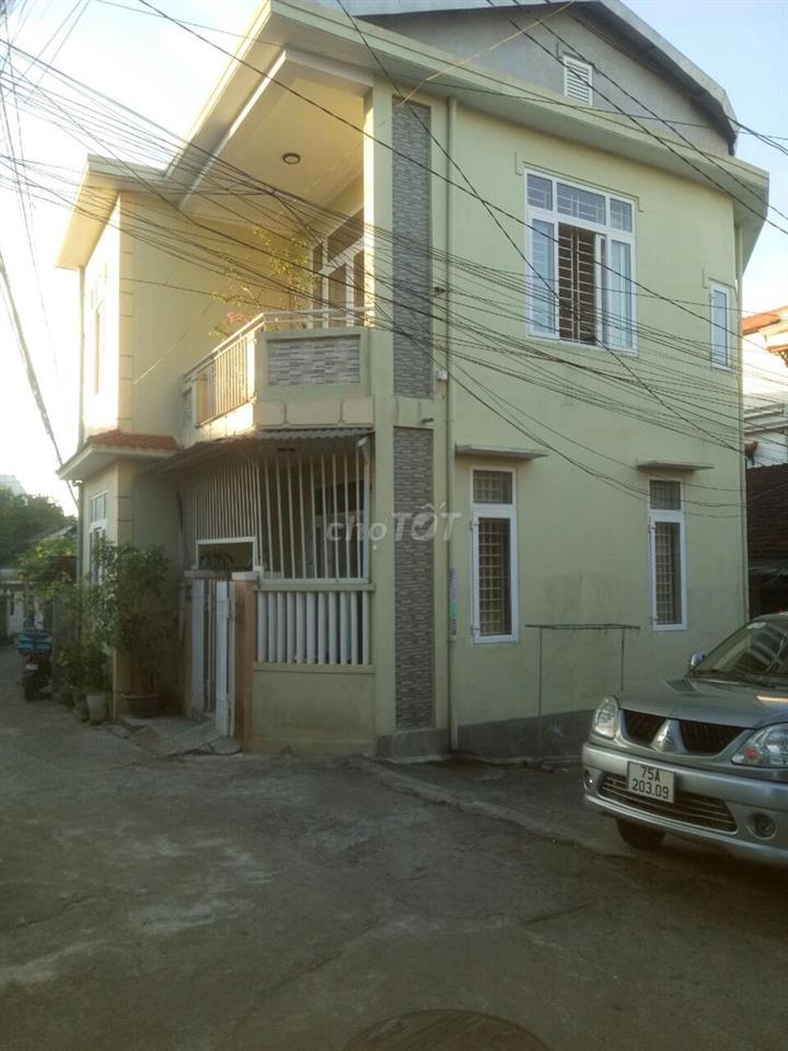 Nhà 2 tầng, kiệt xe tải, đường Phan Bội Châu, TP Huế