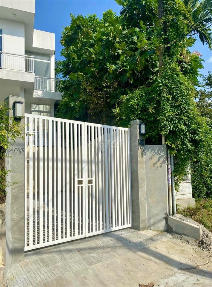 NHÀ MẶT TIỀN ĐANG KINH DOANH HOMESTAY DOANH THU THÁNG HƠN 20TR