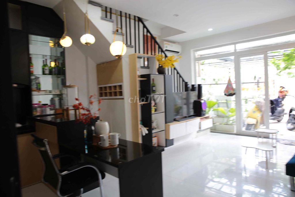 Nhà 3 tầng kiệt 447 phạm văn đồng ngay uỷ ban phường mỹ thượng