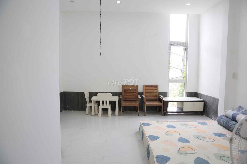 Nhà 3 tầng kiệt 447 phạm văn đồng ngay uỷ ban phường mỹ thượng