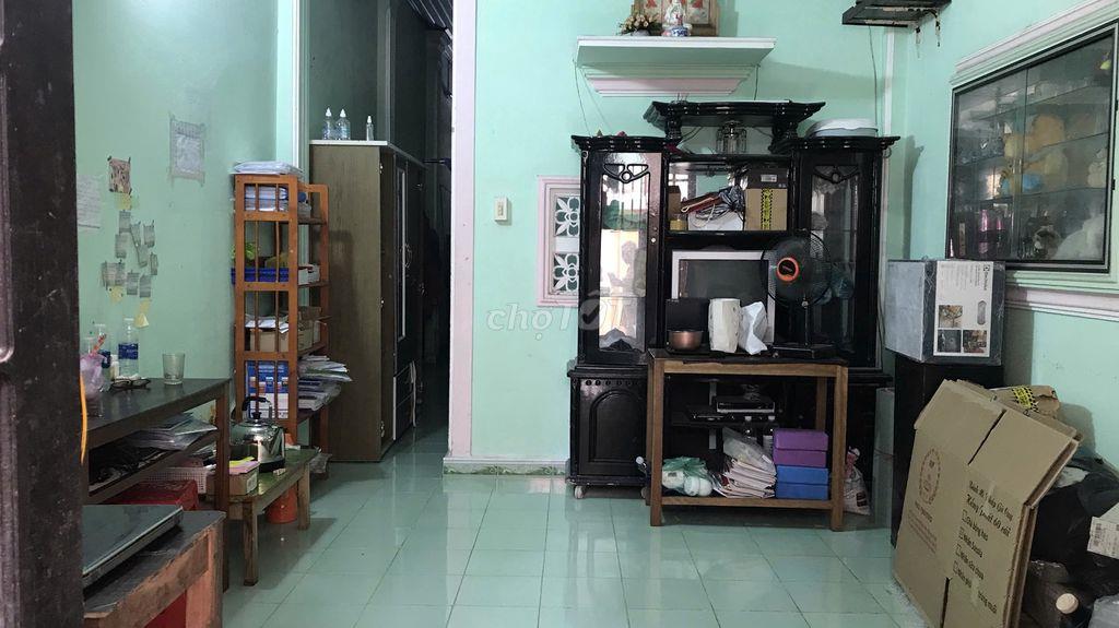 Cho thuê nhà cấp 4 nguyên căn kiệt 130 trần phú