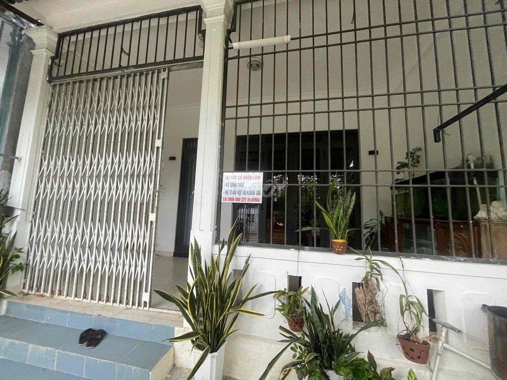 Nhà cho thuê kiêm thêm văn phòng đã xây mới phù hợp với nhiều người